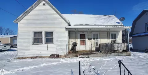 806 E 5th St, Atlantic, IA 50022