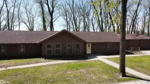 11995 Rutledge Rd, Ottumwa, IA 52501