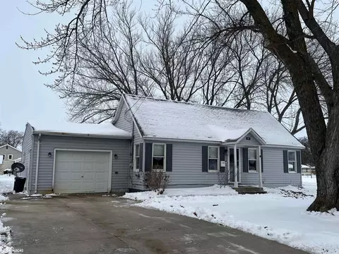 612 8th St N, Humboldt, IA 50548