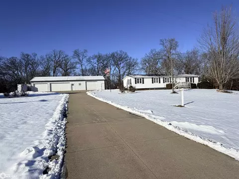 3788 Little Soap Rd, Ottumwa, IA 52501