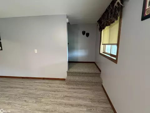 Entry Way - 793 E County Rd 1430, Hamilton, IL 62341 photo 2 of 2