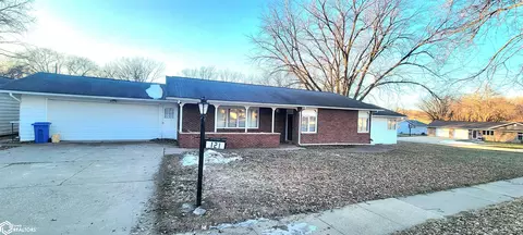 121 N Lowe St, Algona, IA 50511
