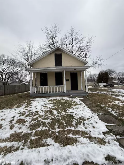 1101 S Central Ave, Burlington, IA 52601