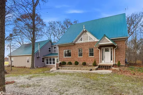 3300 Underwood Ave # -1, Crawfordsville, IA 52621