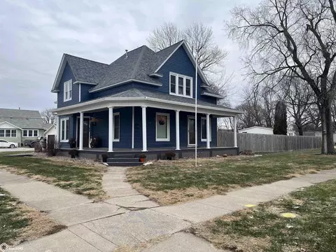301 A Ave E, Albia, IA 52531