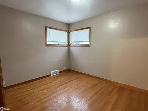 Bedroom - 320 3rd Ave, Coon Rapids, IA 50058 photo 3 of 9