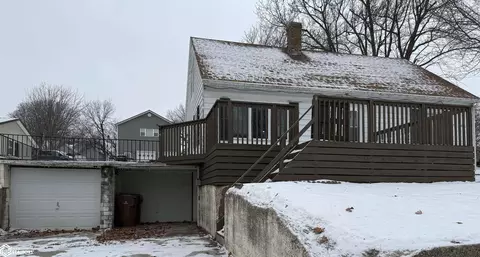 Exterior - 320 3rd Ave, Coon Rapids, IA 50058 photo 2 of 5