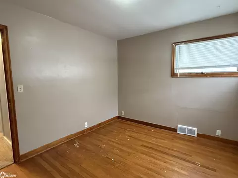 Bedroom - 320 3rd Ave, Coon Rapids, IA 50058 photo 4 of 9