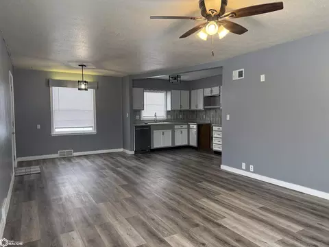 Living - 320 3rd Ave, Coon Rapids, IA 50058 photo 3 of 6