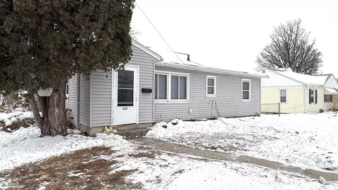522 10th St NW, Mason City, IA 50401