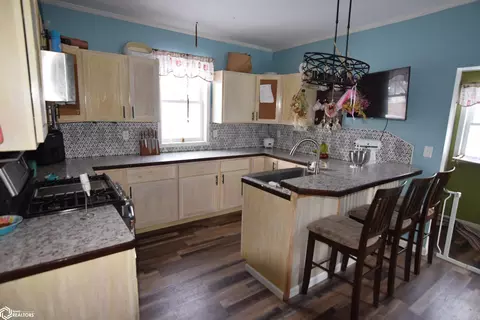 414 S Jackson Ave, Eagle Grove, IA 50533 photo 5