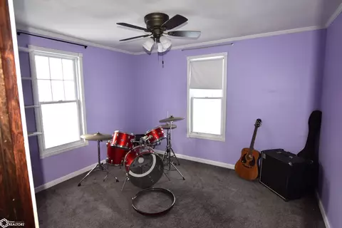 414 S Jackson Ave, Eagle Grove, IA 50533 photo 17