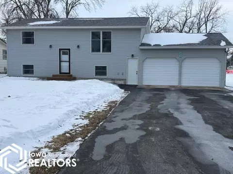 302 8th St S, Dakota City, IA 50529