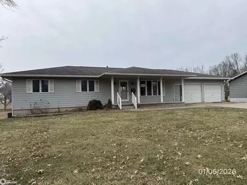 1202 N Walnut St, Creston, IA 50801