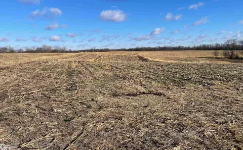 140 Th Ave 580th St, Lacona, IA 50139