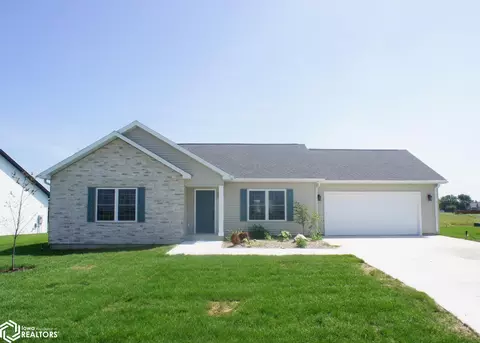 1005 Lewis Dr, Webster City, IA 50595