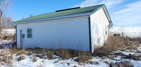 1320 Clayton Ave, Wayland, IA 52654