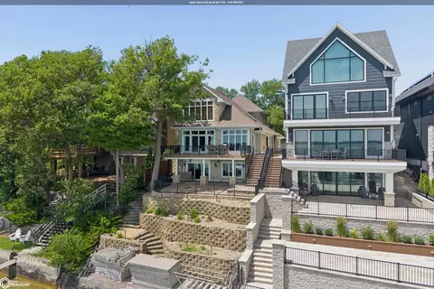 1419 N Shore Dr, Clear Lake, IA 50428