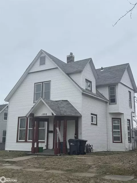 1008 Ash St, Burlington, IA 52601