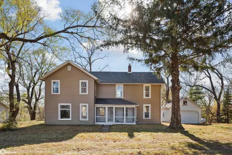 3206 Hwy 61, Burlington, IA 52601