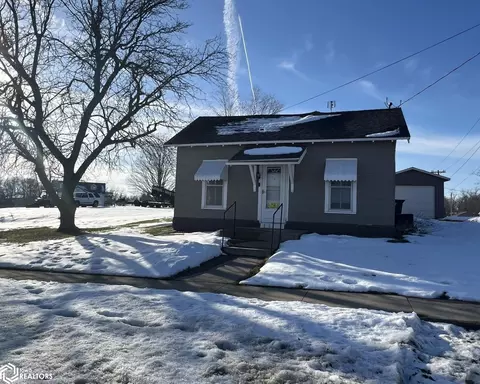 304 S Front St, Montezuma, IA 50171