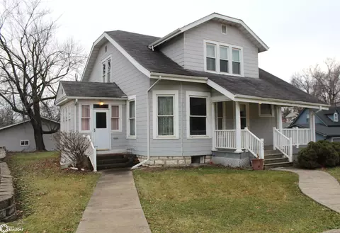 305 W Jefferson St, Bloomfield, IA 52537