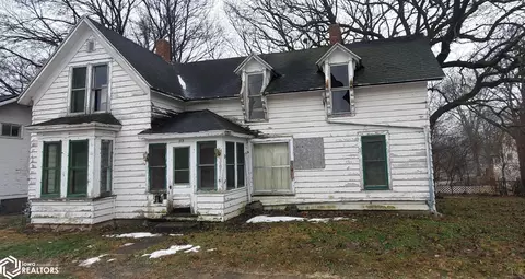 315 Leonard St, Sac City, IA 50583