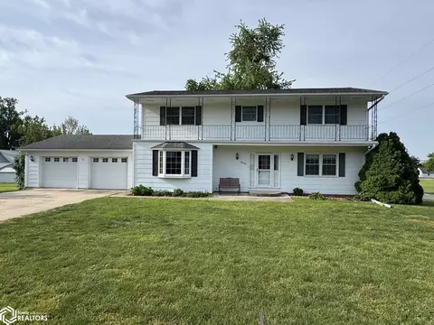 900 E 7th St, Tama, IA 52339
