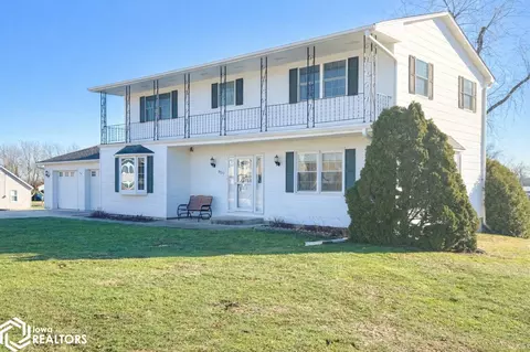 900 E 7th St, Tama, IA 52339