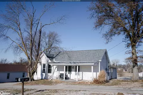 312 W Wool St, Avoca, IA 51521