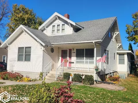124 W 4th St, Kanawha, IA 50447