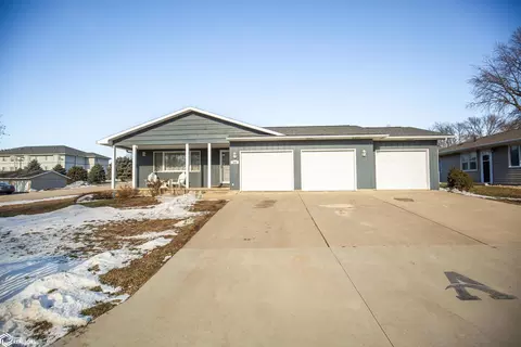 324 W South Ave, Algona, IA 50511