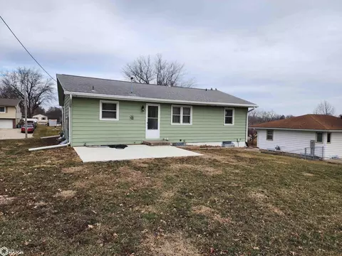 Exterior - 609 E 19th St, Atlantic, IA 50022 photo 5 of 6
