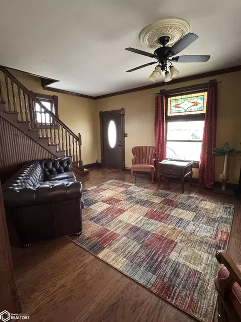 708 3rd St, Sully, IA 50251 photo 3