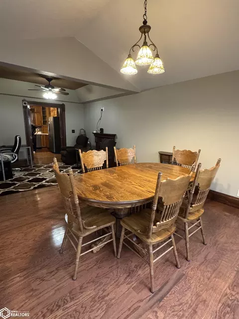708 3rd St, Sully, IA 50251 photo 9