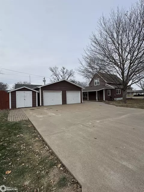 708 3rd St, Sully, IA 50251 photo 32