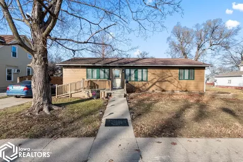 313 W Williams St, Ottumwa, IA 52501