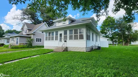 318 E Walnut St, Manly, IA 50456 photo 1
