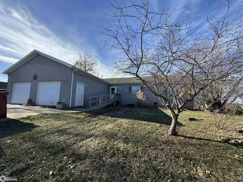 1100 N Park Ave, Centerville, IA 52544