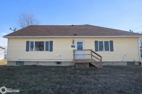 104 E First St, Hedrick, IA 52563