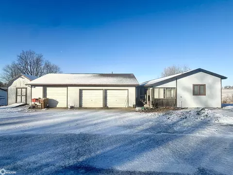 106 Towne St, Arcadia, IA 51430