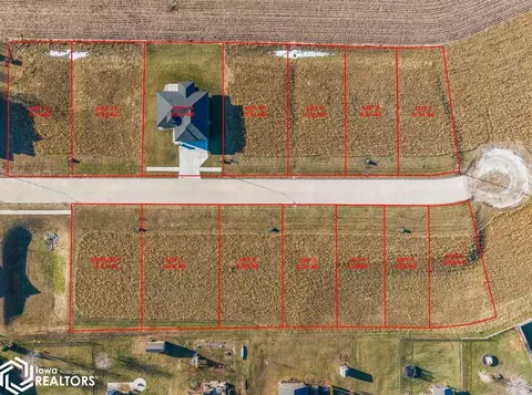 312 Willow St, Baxter, IA 50028 photo 2