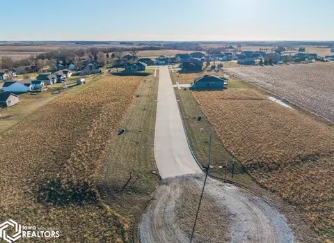 312 Willow St, Baxter, IA 50028 photo 4