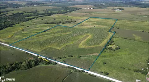 210 Th Ave, Indianola, IA 50125
