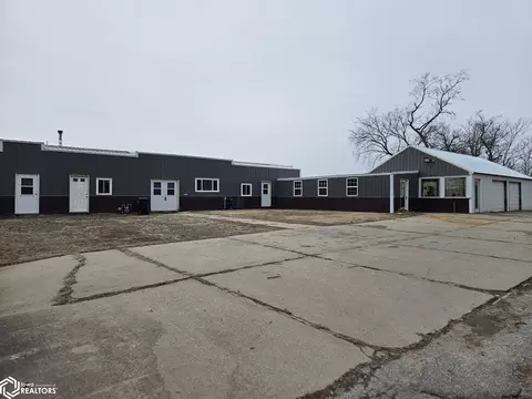 117 N Jefferson St, Ottumwa, IA 52501