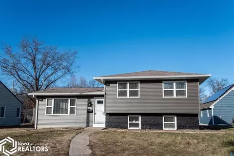 125 W Alta Vista Ave, Ottumwa, IA 52501