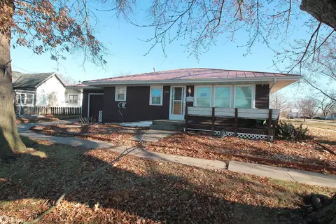 409 S 4th Ave, Villisca, IA 50864