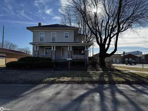 200 E Briggs Ave, Fairfield, IA 52556