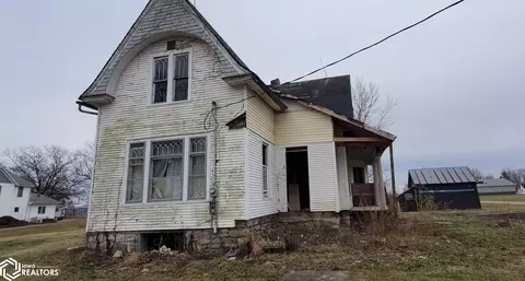 402 E Delaware Ave, Milton, IA 52570
