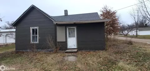 113 Hearn St, Eldon, IA 52554